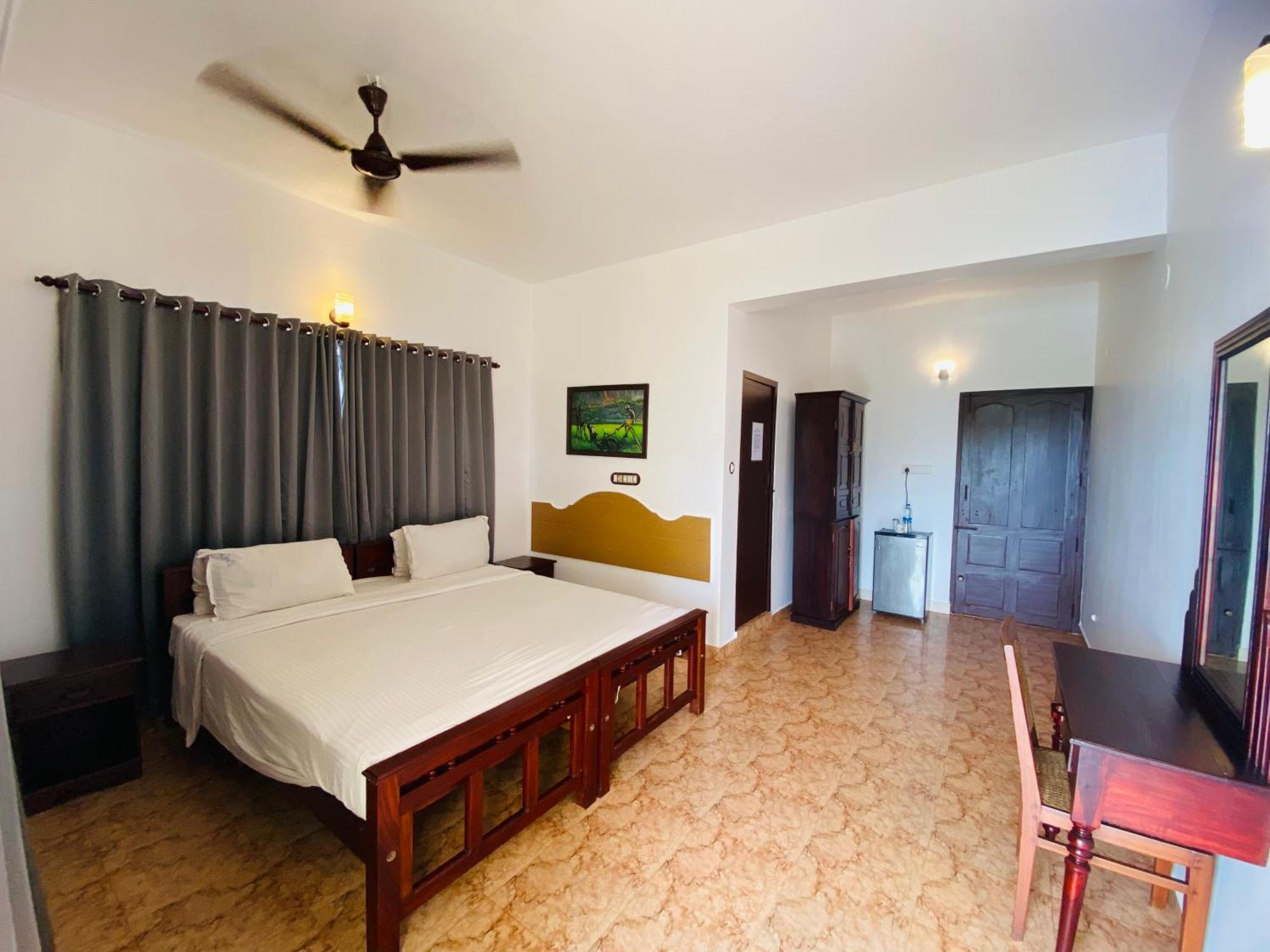 Karma Beach Resort Kovalam Exterior photo